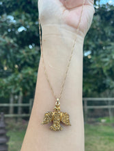 Load image into Gallery viewer, Golden Bird Necklace
