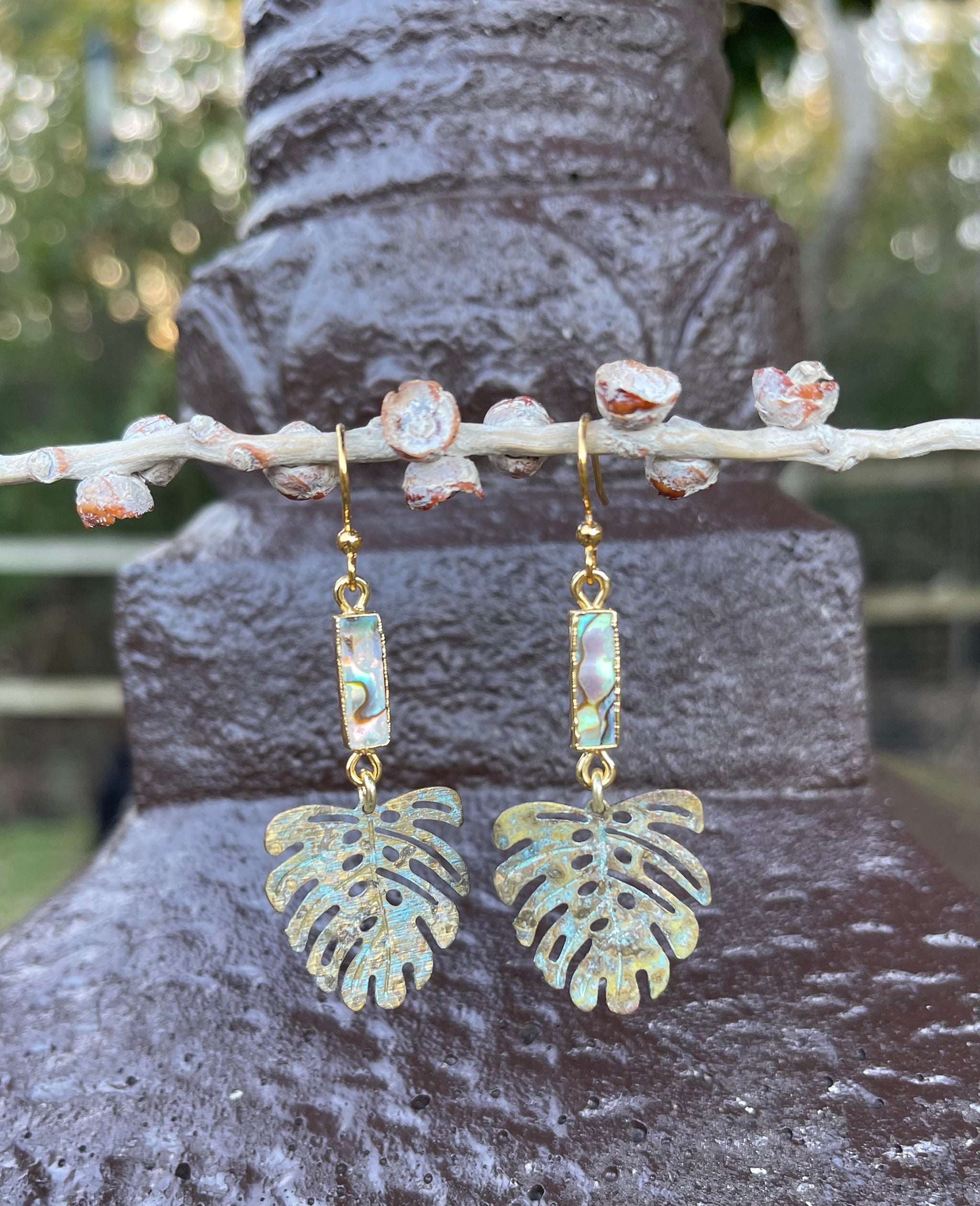 beaded monstera earrings Monstera & Abalone Earrings – Jessy's Jewelry Designs